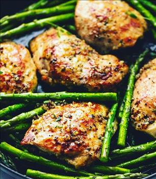 KETO GARLIC HERB ROASTED CHICKEN THIGHS AND ASPARAGUS