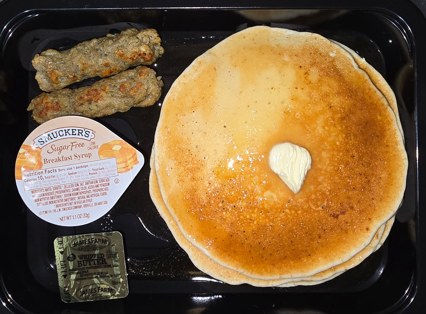 HMD VALUE MEAL: BUTTERMILK PROTEIN PANCAKES AND CHICKEN SAUSAGE